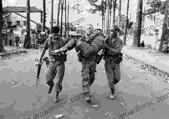 A Photograph Of US Soldiers During The Tet Offensive Vietnam War: The Vietnam War In 50 Events: From The First Indochina War To The Fall Of Saigon (War Vietnam War War History) (History In 50 Events 6)