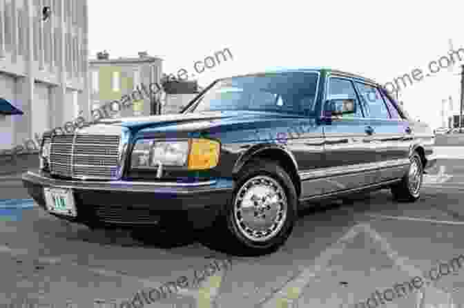 Mercedes Benz W126 Class 1979 1991 Classic Car Mercedes Benz W126 S Class 1979 1991 (Crowood Autoclassics)