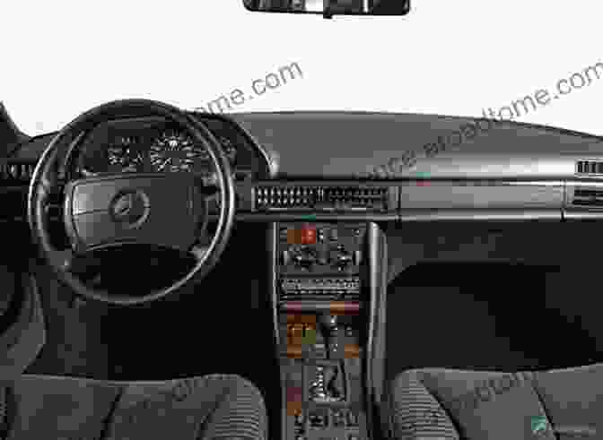 Mercedes Benz W126 Class 1979 1991 Interior Mercedes Benz W126 S Class 1979 1991 (Crowood Autoclassics)